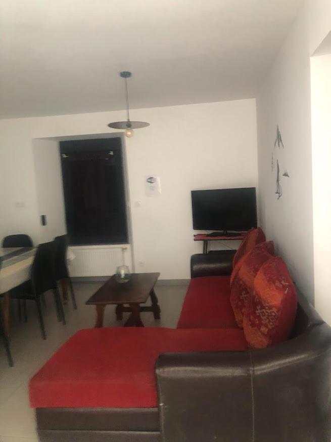 Gites Chez Sylvie Аро Екстериор снимка