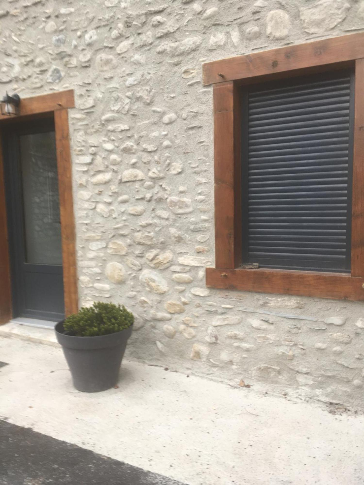 Gites Chez Sylvie Аро Екстериор снимка
